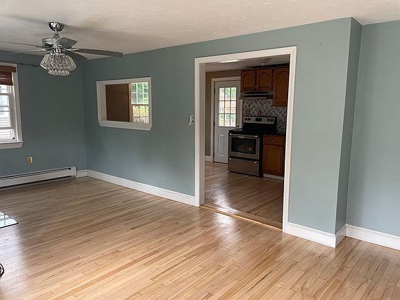 4th image of 85 Ekstrom Cir