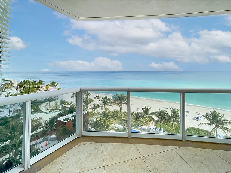 18911 Collins Ave #901 — Photo 9