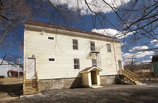 Back unit is bottom left