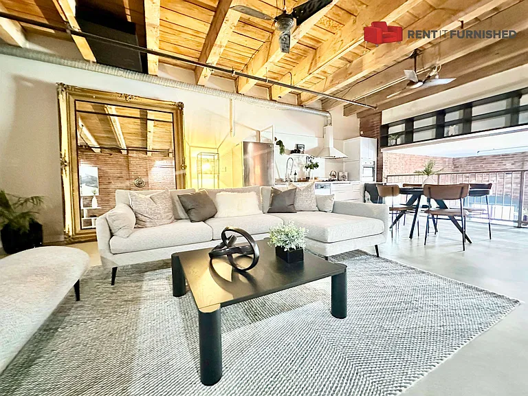 55 Cordova St E #404 — Photo 2