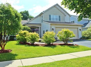 2155 Lotus Dr, Round Lake Heights, IL 60073