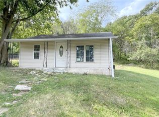 1105 Cliff Dr, Festus, MO 63028