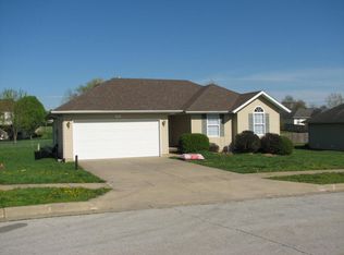 726 N Windmill Pl, Republic, MO 65738