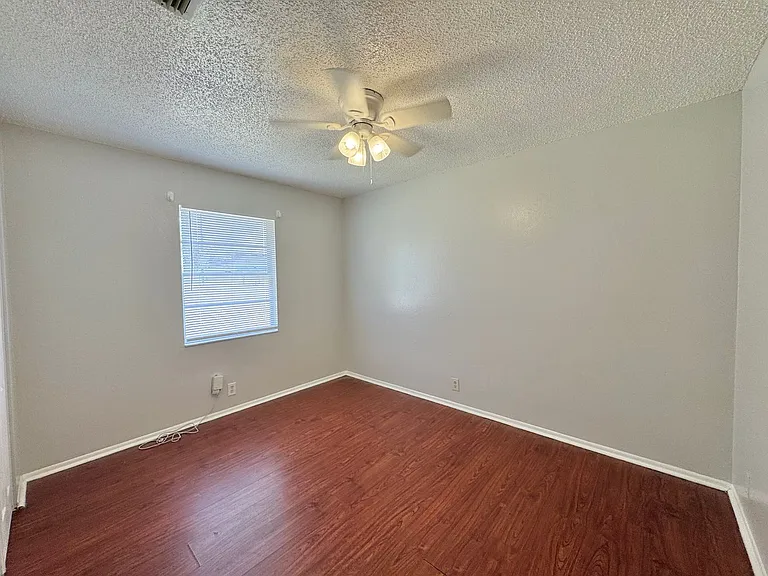 5665 Struthers Ct — Photo 27