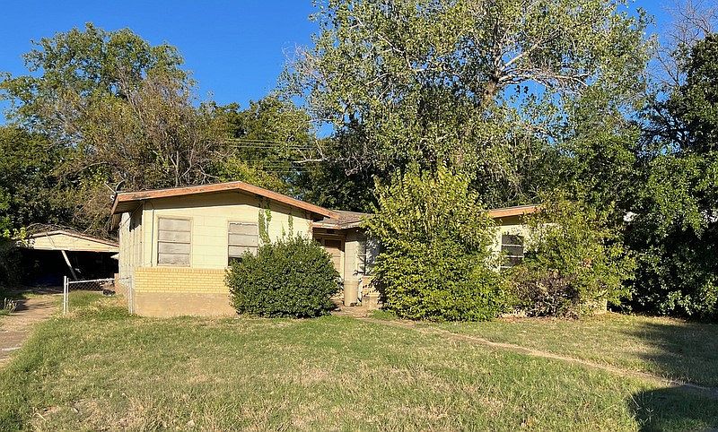 1st image of 1206 Dawson Cir