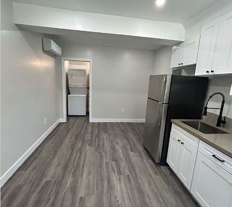 2nd image of 4149-4155 Wabash Ave #6