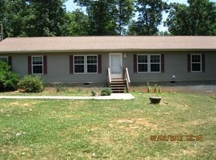 7452 Red House Rd, Appomattox, VA 24522