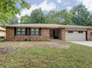 3302 S Elmira Ave, Springfield, MO 65807