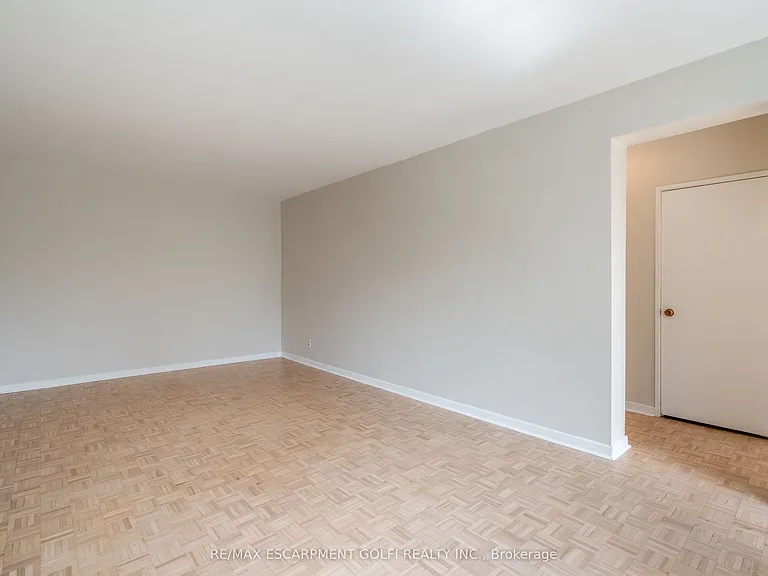 2433 1st St #9 — Photo 21