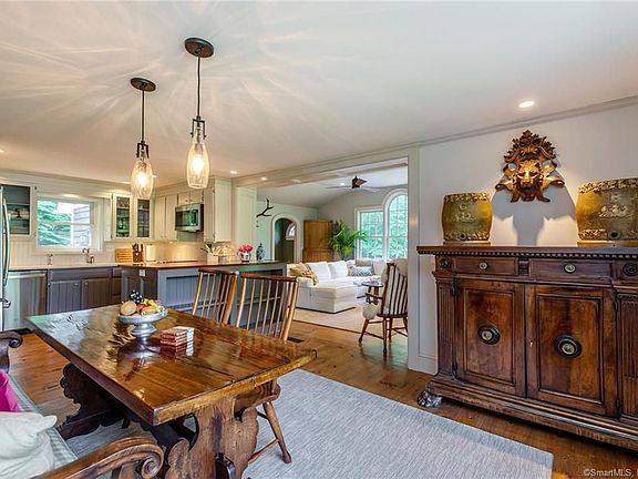 4th image of 102 Westwoods Road 1