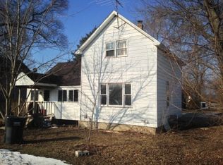 208 Genesse St, La Crosse, IN 46348