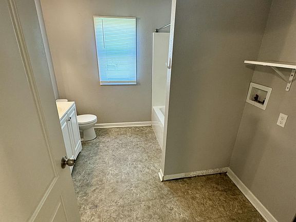 4th image of 8205 Center Dr #8205