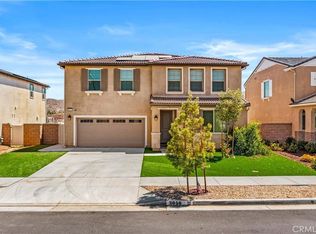 3056 Eveningcloud St, Hemet, CA 92543