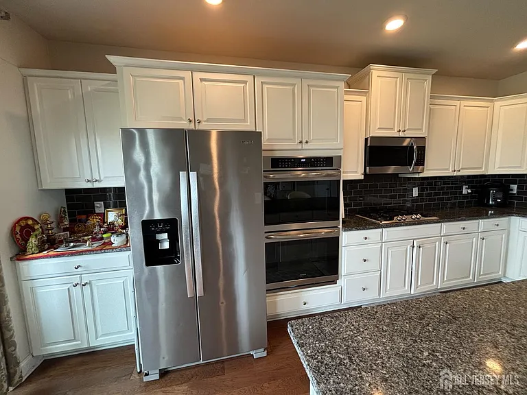 1002 Hights Farm Rd N — Photo 21