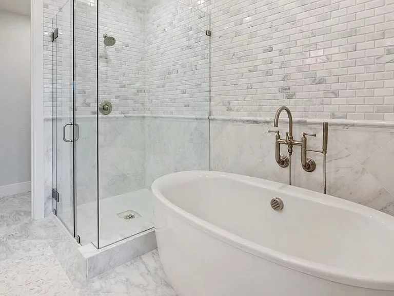 6811 Skyview Dr — Photo 7