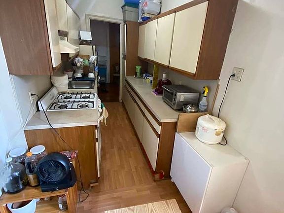 4th image of 43-08 41st St #W4