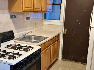 (Undisclosed Address), Yonkers, NY 10701