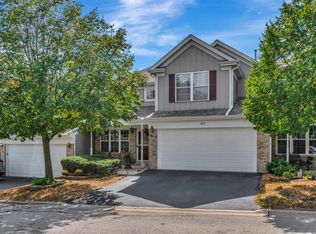 417 Van Gogh Cir, Bolingbrook, IL 60440