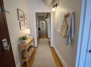 Brownstone, Minneapolis, MN 55414