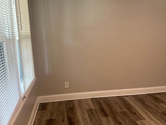 5th image of 710 N Grant Ave