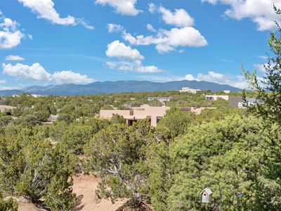 16 Via Harena, Santa Fe, NM, 87507