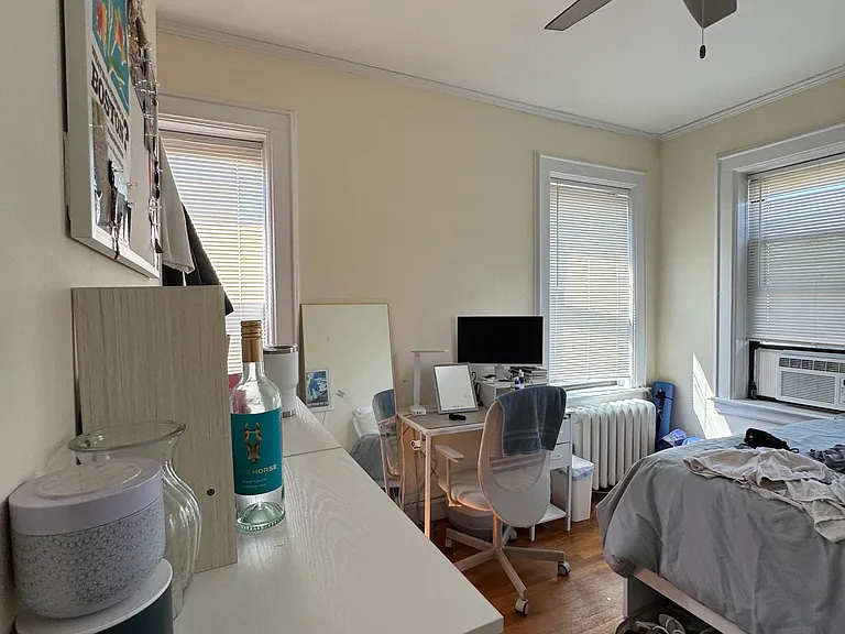 21 Park Vale Ave #11T — Photo 22