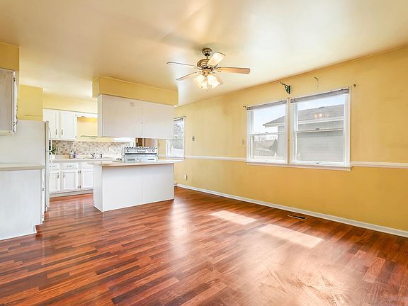 5th image of 1845 W 99th Pl