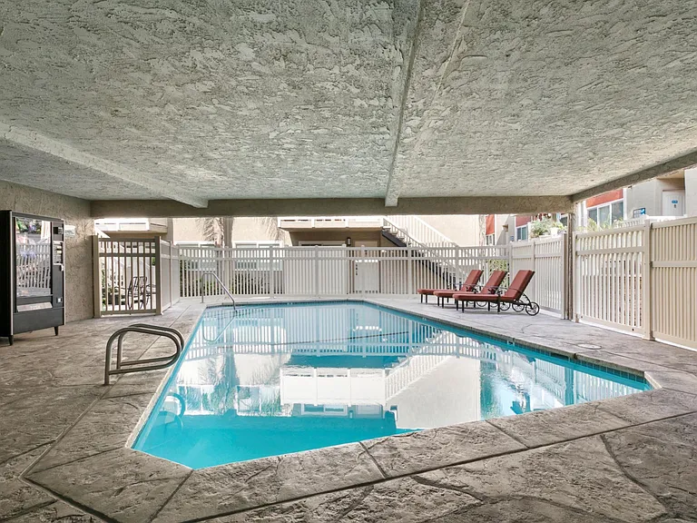 Casa De Marina Apartments — Photo 48