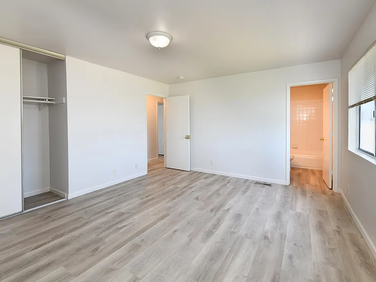 2716 Adeline St — Photo 12