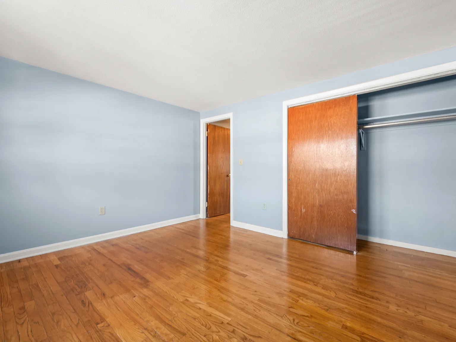 2 bed, 850 sqft, $1,395 — Photo 4