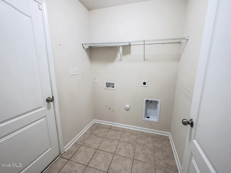 112 Patriot Ct — Photo 15