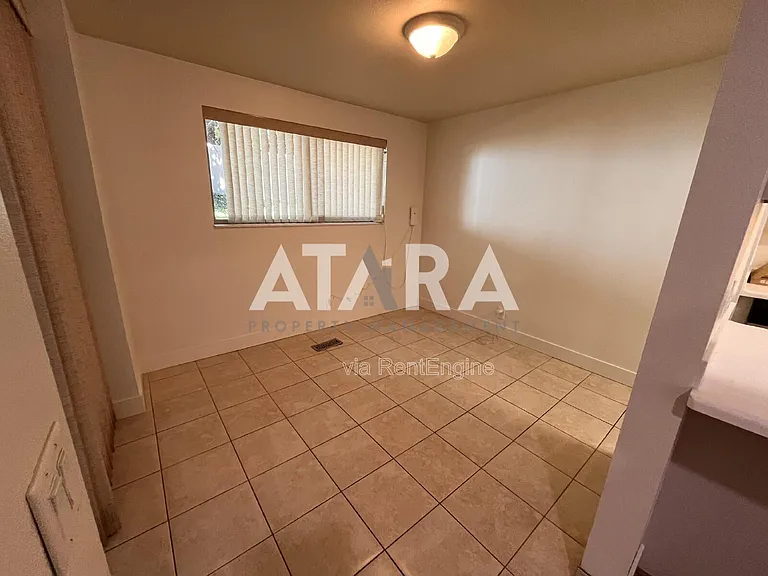 2141 S 2060 E — Photo 9