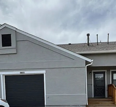 1153 Dakota Dr — Photo 2