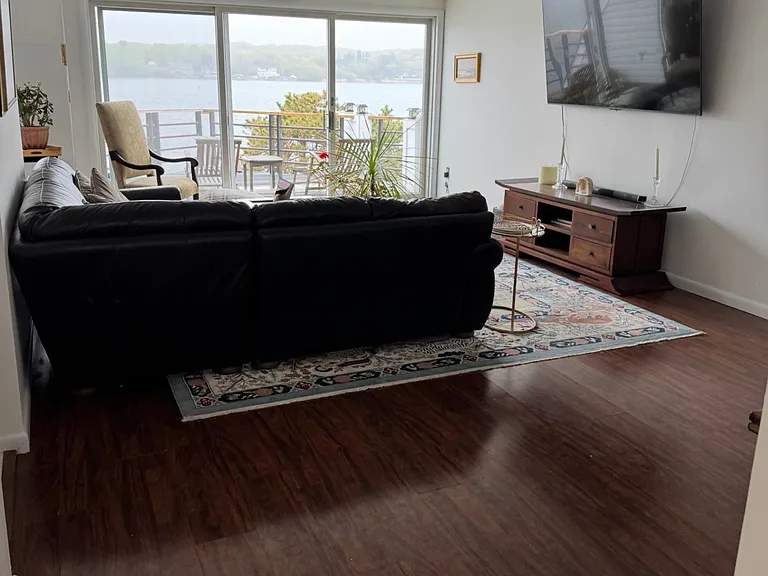 731 Popes Island Rd #731 — Photo 7
