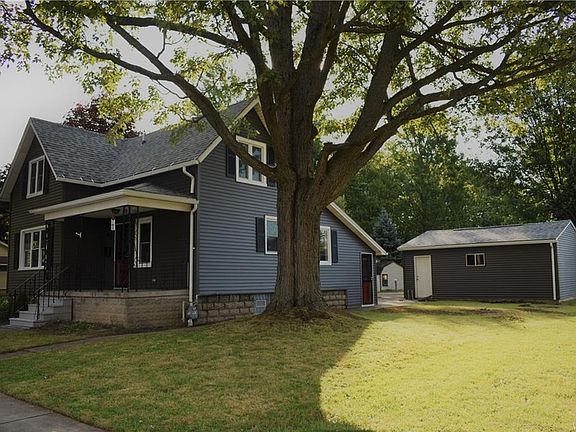 3rd image of 229 Stenzil St
