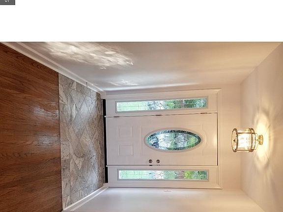 5th image of 3 Wheatfield Dr