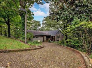 40 Huntington Rd, Little Rock, AR 72227