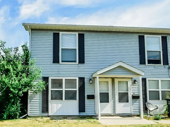 2225 Yorktowne Dr, Valparaiso, IN 46383