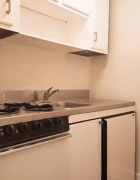 556 Columbus Ave #1 — Photo 9