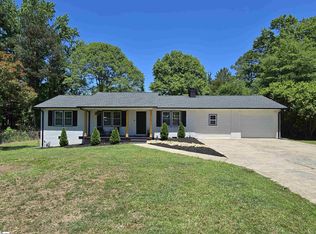 107 Springdale Dr, Belton, SC 29627