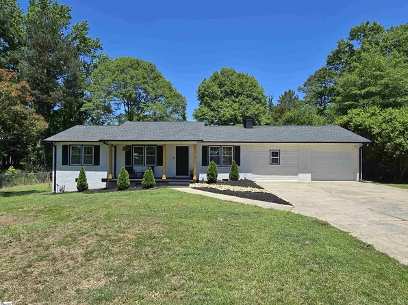 107 Springdale Dr, Belton, SC 29627