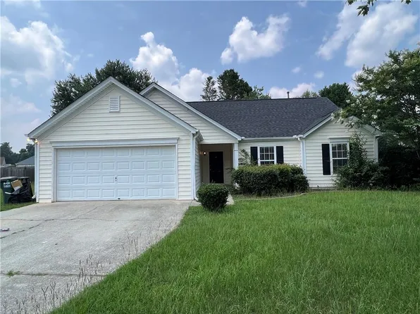 166 Crestworth Xing, Powder Springs, GA 30127