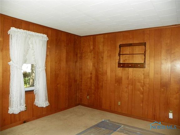 4th image of 2418 W Hayes Ave