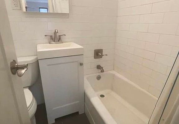 5th image of 448 E 78th St APT 2C