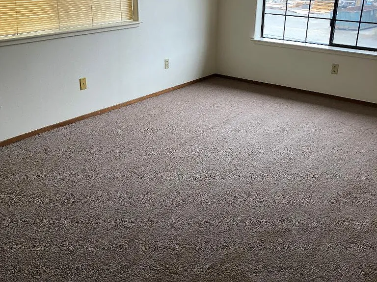 Unit Photo