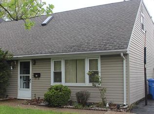 51 Wendy Rd, Colonia, NJ 07067