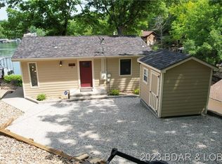 15 Oak Manor Rd, Sunrise Beach, MO 65079