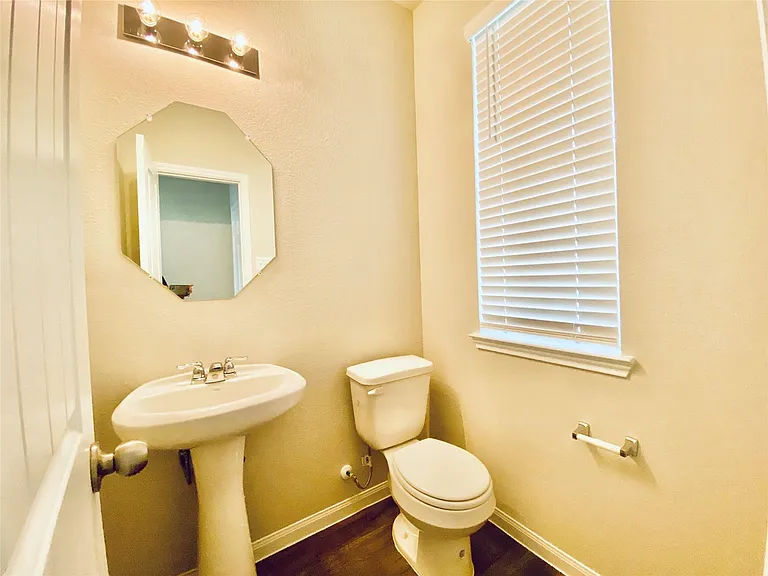 24639 Signorelli Way — Photo 8
