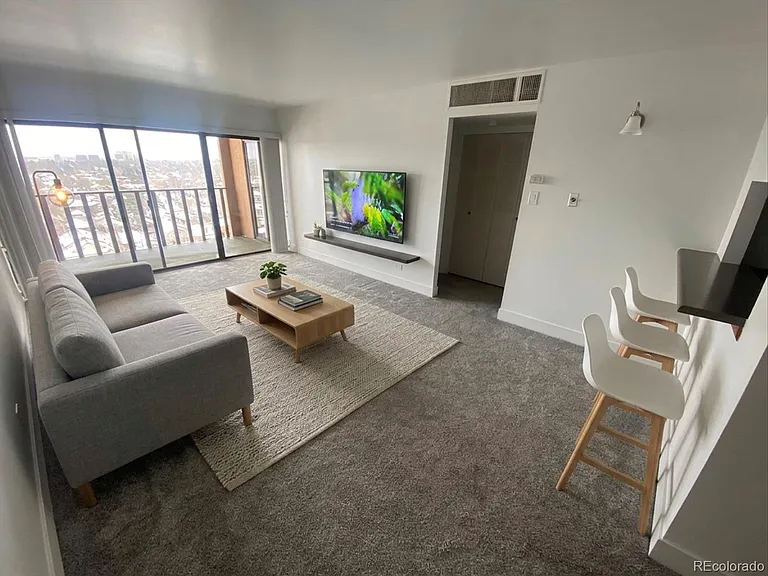 400 S Lafayette St #1201 — Photo 5