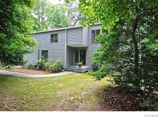 7295 Shannondale Rd, Mechanicsville, VA 23116